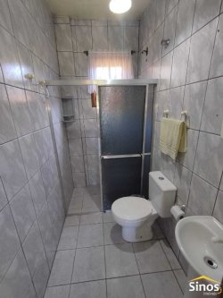 Casa com 03 dormitórios no bairro Vila Nova 