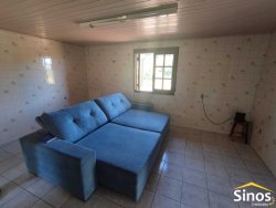 Casa com 03 dormitórios no bairro Vila Nova 