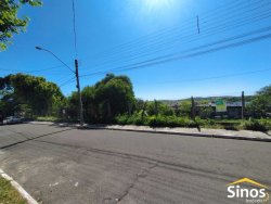 Terreno de 4.028,26 m² com construções no bairro Ideal 