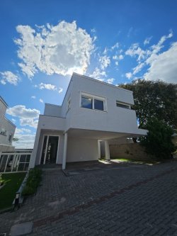 Casas com 03 suítes no Residencial Terras Altas 