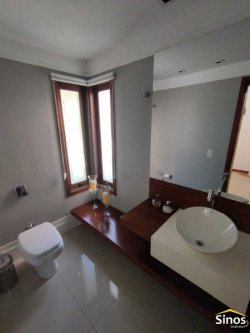 Casa de alto padrão no bairro Rondônia  