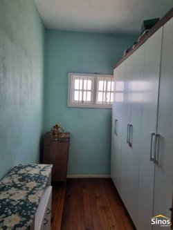 Casa com 02 dormitórios no bairro Santa Teresa  