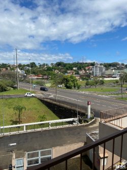 Apartamento com 02 dormitórios no Edifício Xanadu 