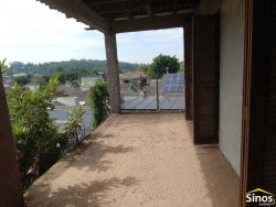 Sobrado com 03 dormitórios no bairro Primavera 
