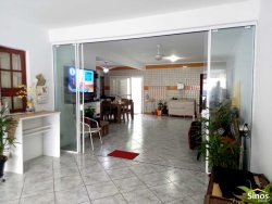 Casa com 02 dormitórios no bairro Santa Catarina 