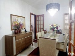Casa com 02 dormitórios no bairro Santa Catarina 