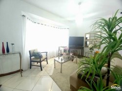 Casa com 02 dormitórios no bairro Santa Catarina 