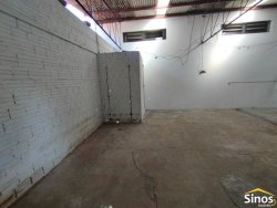 Prédio comercial no bairro Vila Nova 