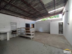 Prédio comercial no bairro Vila Nova 