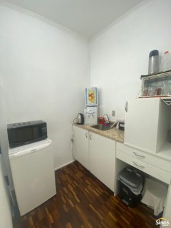 Sala comercial com 51 m² no bairro Centro 