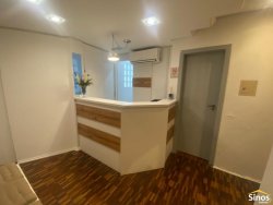 Sala comercial com 51 m² no bairro Centro 