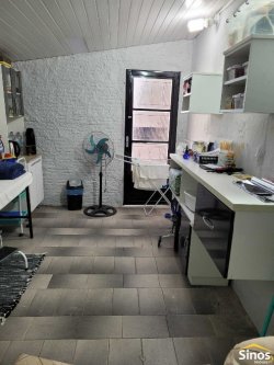 Casa com sala comercial no bairro Vila Nova 
