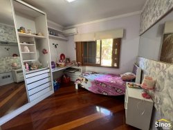Bela casa com 02 dormitórios no bairro Campina 