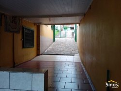 Casa de alvenaria com 03 dormitórios no bairro Rondônia  