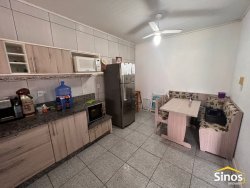 Casa com 02 dormitórios no bairro Primavera  