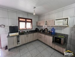 Casa com 02 dormitórios no bairro Primavera  