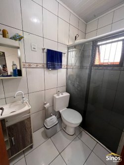 Casa com 02 dormitórios no bairro Primavera  