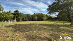 Terreno de 4.929,628 m² em Lomba Grande  