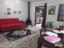 Casa com 01 dormitório no bairro Boa Vista 