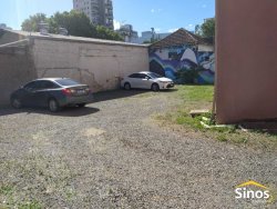 Prédio comercial no bairro Vila Rosa 