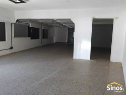 Prédio comercial no bairro Vila Rosa 
