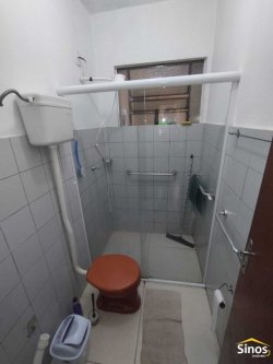Sobrado com 03 dormitórios no bairro Vila Nova 