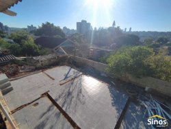 Terreno com casa no bairro Ideal 