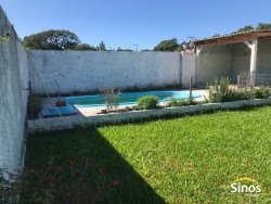 Casa com 02 dormitórios em Lomba Grande  
