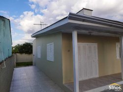 Casa com 03 dormitórios no bairro Santo Afonso 