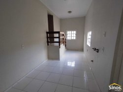 Casa com 03 dormitórios no bairro Santo Afonso 