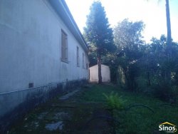 Terreno com casa antiga no bairro Hamburgo Velho 
