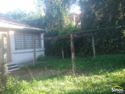 Terreno com casa antiga no bairro Hamburgo Velho 