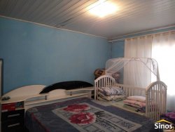 Pavilhão com apartamento de 02 dormitórios no bairro Lomba Grande 