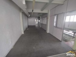 Prédio comercial no bairro Vila Nova 