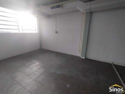 Prédio comercial no bairro Vila Nova 