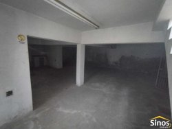 Prédio comercial no bairro Vila Nova 