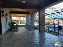 Apartamento com 03 dormitórios no Edifício Alpendre  