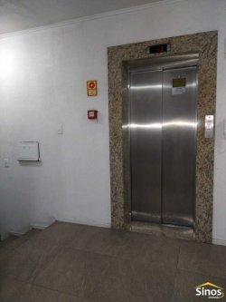 Apartamento com 03 dormitórios no Edifício Alpendre  