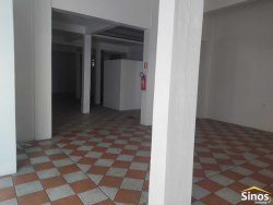 Prédio comercial com casa no bairro Ideal 
