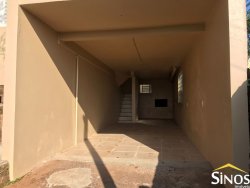 Casa com 03 dormitórios em Lomba Grande 
