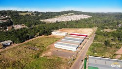 Pavilhões Industriais com 490,44m² no bairro Fazenda São Borja  