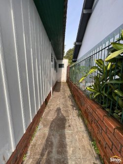 Chalé com 02 dormitórios no bairro Lomba Grande 