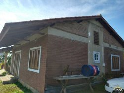 Sítio com 2.500m²  no bairro Lomba Grande 
