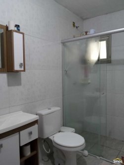 Casa de alvenaria com 02 dormitórios no bairro Rondônia  