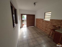 Casa de alvenaria com 02 dormitórios no bairro Rincão dos Ilhéus 