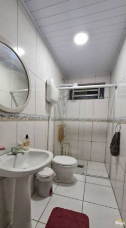 Casa de alvenaria residencial ou comercial no bairro Ouro Branco 