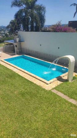 Casa de alvenaria residencial ou comercial no bairro Ouro Branco 