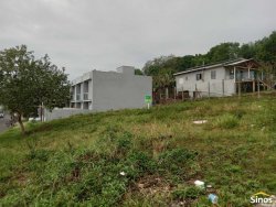 Terreno de esquina com 342m² no bairro Rondônia  
