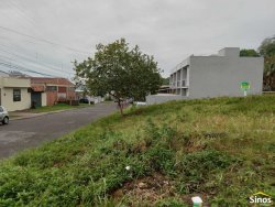 Terreno de esquina com 342m² no bairro Rondônia  