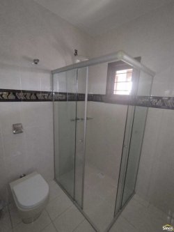 Sobrado com 07 dormitórios para locação no bairro Rincão 